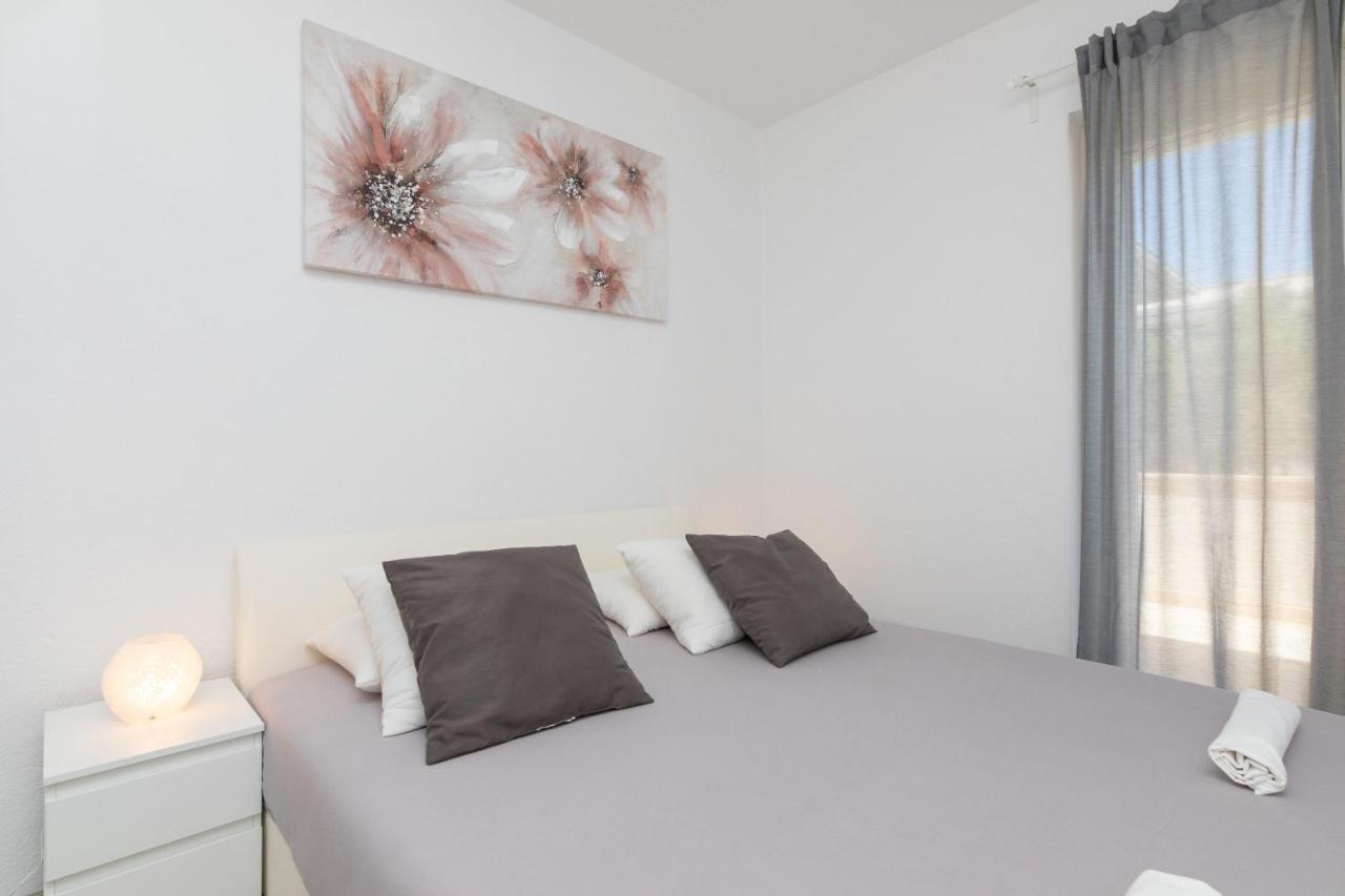 Holiday Home Kate Супетар Екстериор снимка